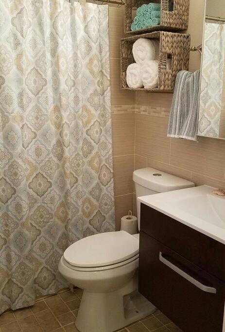 1St Floor, A/C Everywhere, Balcony With Beach View In Luquillo Exteriör bild