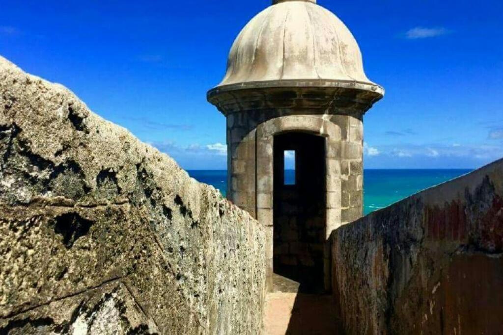 1St Floor, A/C Everywhere, Balcony With Beach View In Luquillo Exteriör bild
